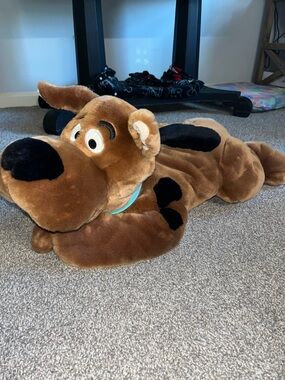 Vintage Scooby-Doo Plush Universal Studios Orlando Florida Dog Cuddleez